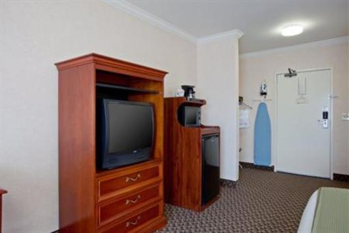 фото отеля Holiday Inn Express San Diego-La Mesa SDSU Area