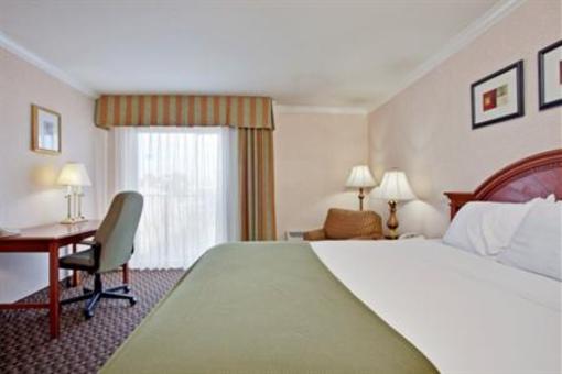 фото отеля Holiday Inn Express San Diego-La Mesa SDSU Area