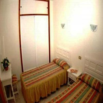 фото отеля Apartamentos Strelitzias Gran Canaria
