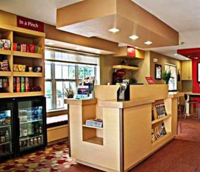 фото отеля TownePlace Suites Phoenix Metrocenter Mall