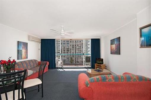 фото отеля Quarterdeck Apartments Gold Coast