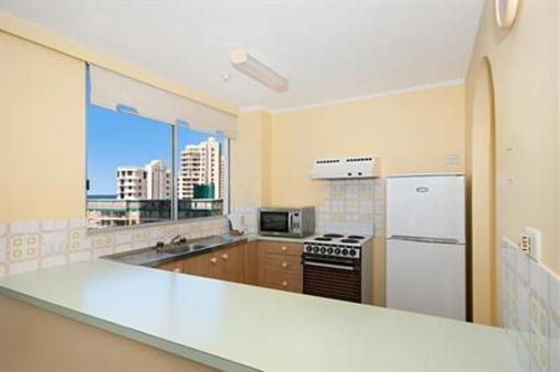 фото отеля Quarterdeck Apartments Gold Coast
