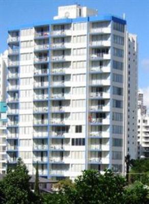 фото отеля Quarterdeck Apartments Gold Coast