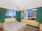 фото отеля Quarterdeck Apartments Gold Coast