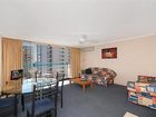 фото отеля Quarterdeck Apartments Gold Coast