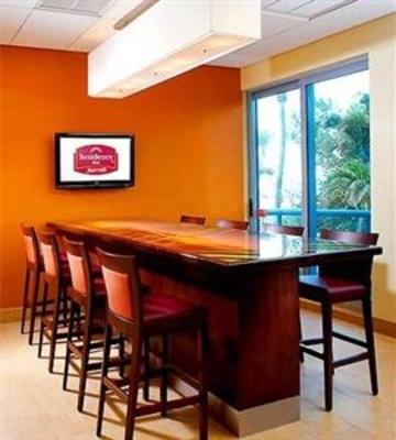 фото отеля Residence Inn by Marriott Fort Lauderdale Pompano Beach/Oceanfront