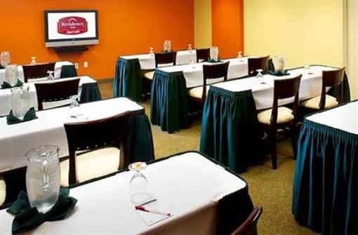фото отеля Residence Inn by Marriott Fort Lauderdale Pompano Beach/Oceanfront
