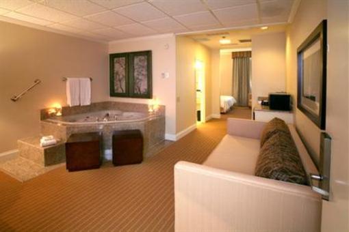 фото отеля Crowne Plaza Hotel Madison