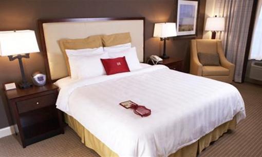 фото отеля Crowne Plaza Hotel Madison