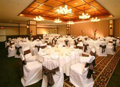 фото отеля Crowne Plaza Hotel Madison