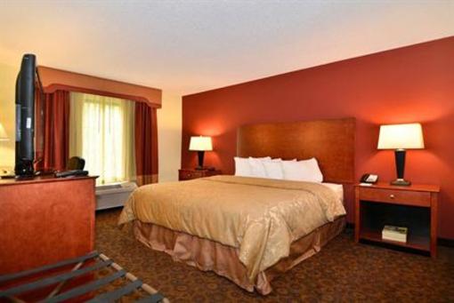 фото отеля BEST WESTERN Plus Towson Baltimore North Hotel & Suites