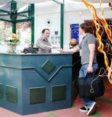 фото отеля Hotel Kyriad Reims Est Parc Des Expositions