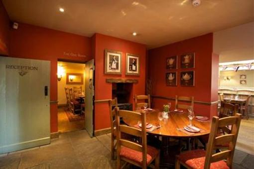 фото отеля The Red Lion Hotel Hillingdon London