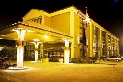 фото отеля Hampton Inn Airport South Irving