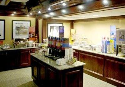 фото отеля Hampton Inn Airport South Irving
