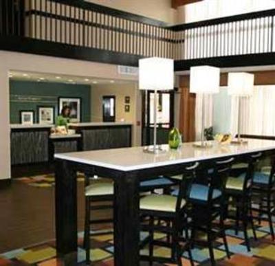 фото отеля Hampton Inn Airport South Irving