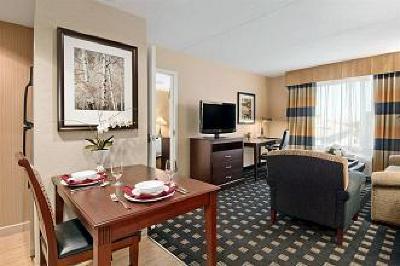 фото отеля Homewood Suites by Hilton Toronto Airport Corporate Centre