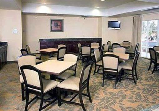 фото отеля Comfort Inn & Suites Airport Reno