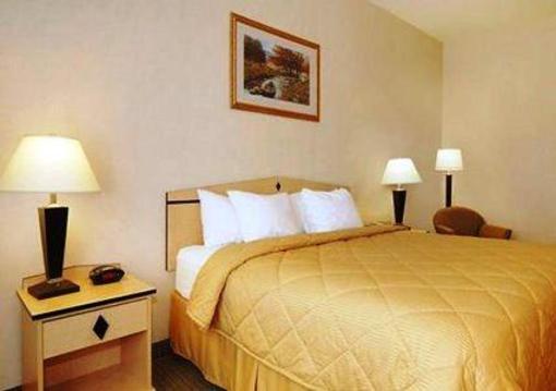 фото отеля Comfort Inn & Suites Airport Reno
