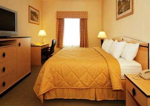 фото отеля Comfort Inn & Suites Airport Reno