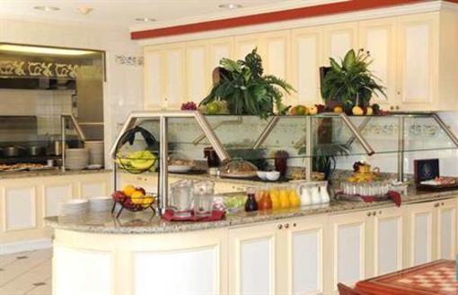 фото отеля Hilton Garden Inn Anaheim/Garden Grove