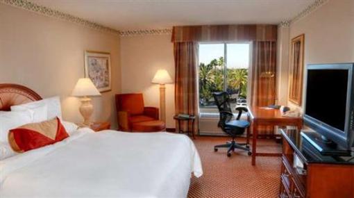 фото отеля Hilton Garden Inn Anaheim/Garden Grove