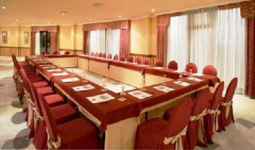 фото отеля Hotel Caceres Golf