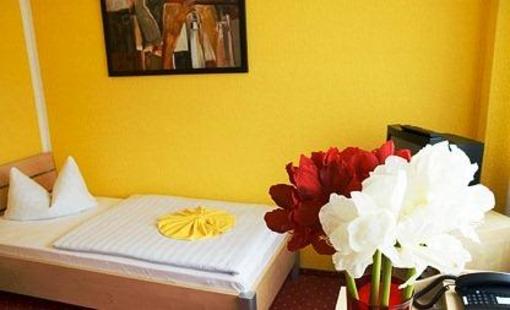 фото отеля Berolina Airport Hotel