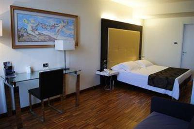 фото отеля Hotel La Bussola Milazzo