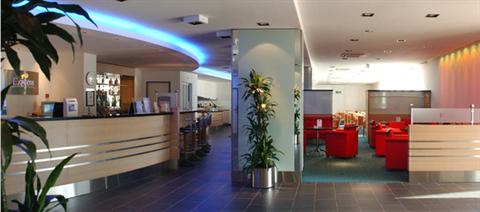 фото отеля Holiday Inn Express Geneva Airport