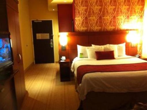 фото отеля Courtyard by Marriott Franklin Cool Springs