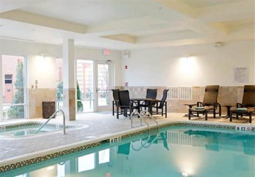 фото отеля Courtyard by Marriott Franklin Cool Springs