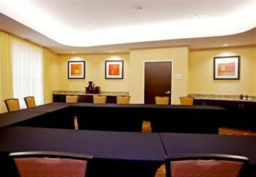 фото отеля Courtyard by Marriott Franklin Cool Springs