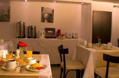 фото отеля Ker Urquiza Hotel & Suites