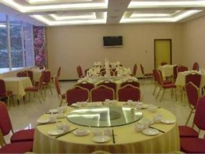 фото отеля ZhongQiao Hotel