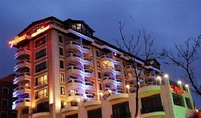 фото отеля Hotel Monec