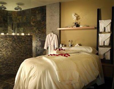 фото отеля Brentwood Bay Lodge