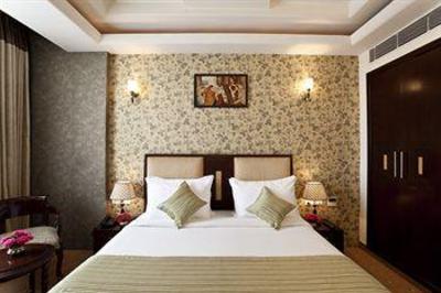 фото отеля Hotel Saptagiri New Delhi