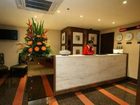 фото отеля Crown Regency Hotel Makati City