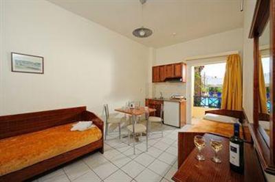 фото отеля Philoxenia Hotel Malia