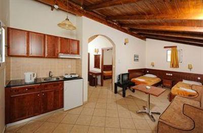 фото отеля Philoxenia Hotel Malia