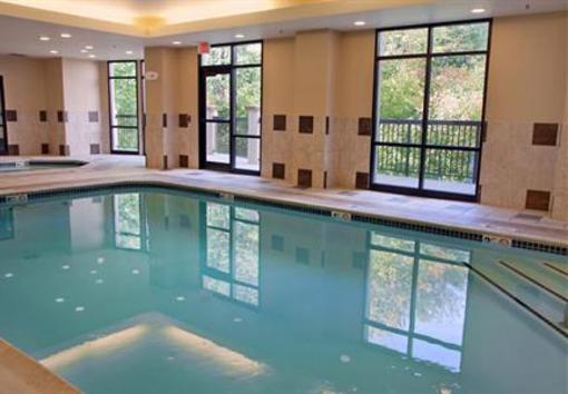фото отеля Courtyard by Marriott Boston Natick