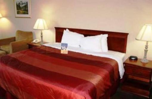 фото отеля BEST WESTERN Plus Belle Meade Inn & Suites