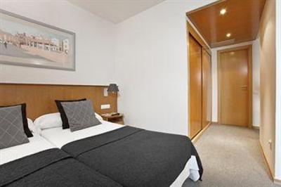 фото отеля Aparthotel Atenea Valles