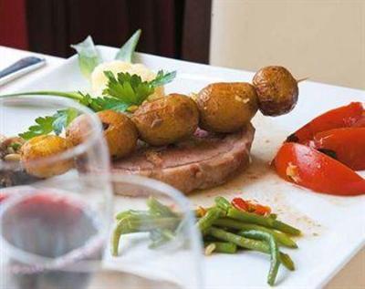 фото отеля Hotel Wilson Begles Garonne