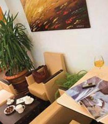 фото отеля Hotel Wilson Begles Garonne