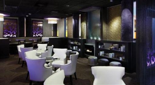 фото отеля Crowne Plaza Hotel Boston Natick