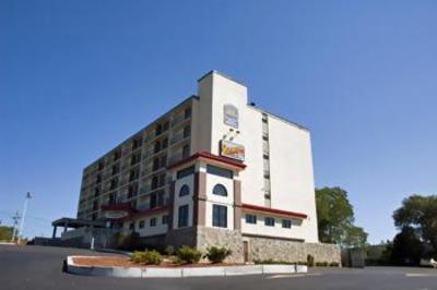 фото отеля Crowne Plaza Hotel Boston Natick