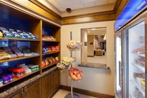 фото отеля Hampton Inn & Suites Fairbanks