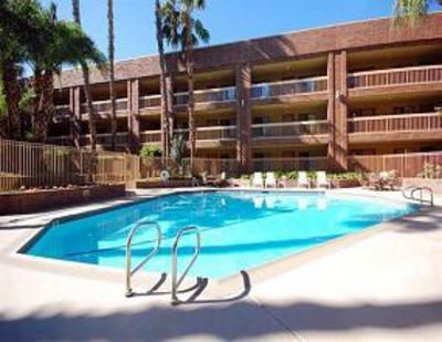 фото отеля BEST WESTERN Plus Meridian Inn & Suites, Anaheim-Orange
